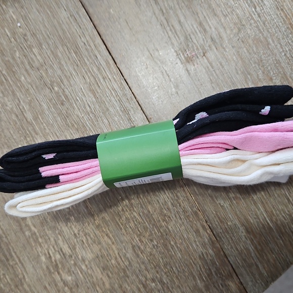 KATE SPADE 3 pack Crew Socks Shoe Sz. 4-10 - Picture 3 of 6